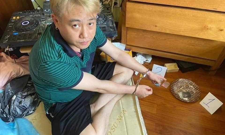 Diễn viên hài Hữu Tín hầu tòa vì ma túy