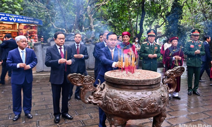 Chủ tịch nước Võ Văn Thưởng dự Lễ dâng hương tưởng niệm các Vua Hùng