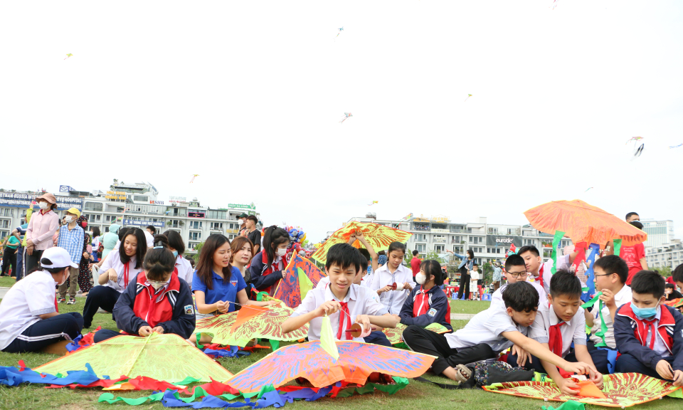 Khai mạc lễ hội thả diều năm 2023