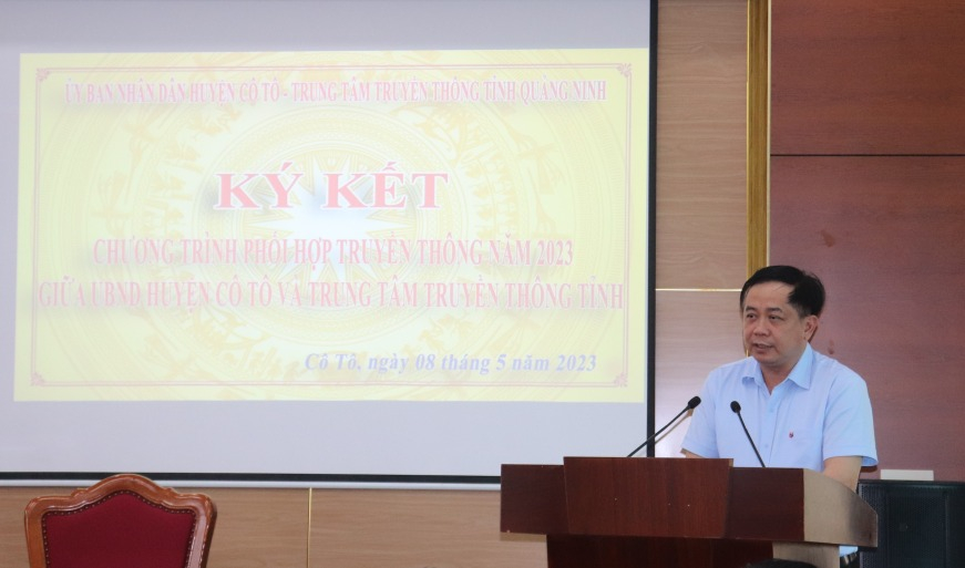 Đồng chí Mai Vũ Tuấn, Giám đốc Trung tâm Truyền thông Quảng Ninh phát biểu tại hội nghị.