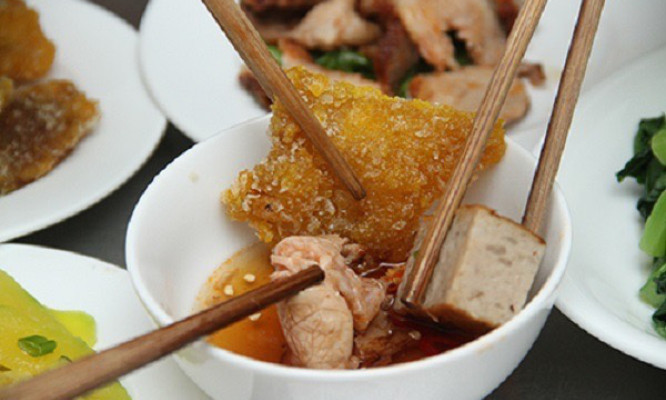 Làm món nướng, lẩu thế nào là an toàn?