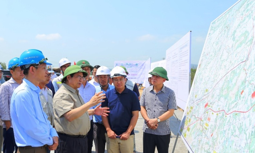 Thủ tướng kiểm tra, đôn đốc thi công tuyến cao tốc bắc-nam qua Thanh Hóa