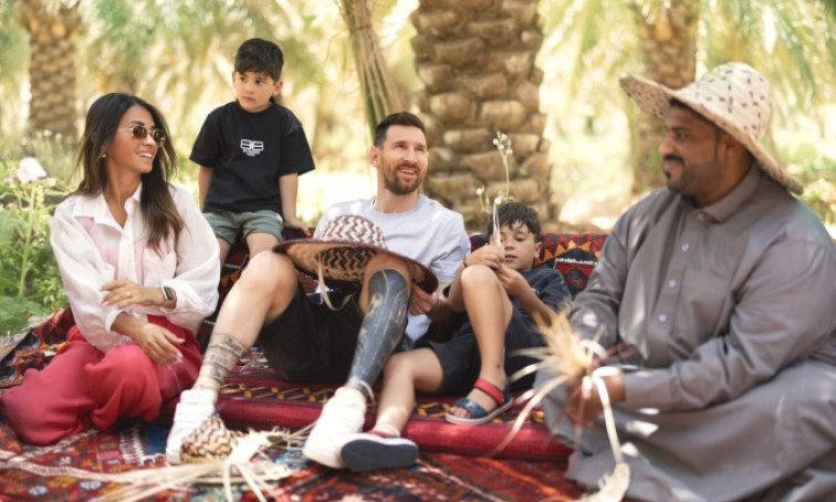 Messi bị PSG treo giò hai tuần
