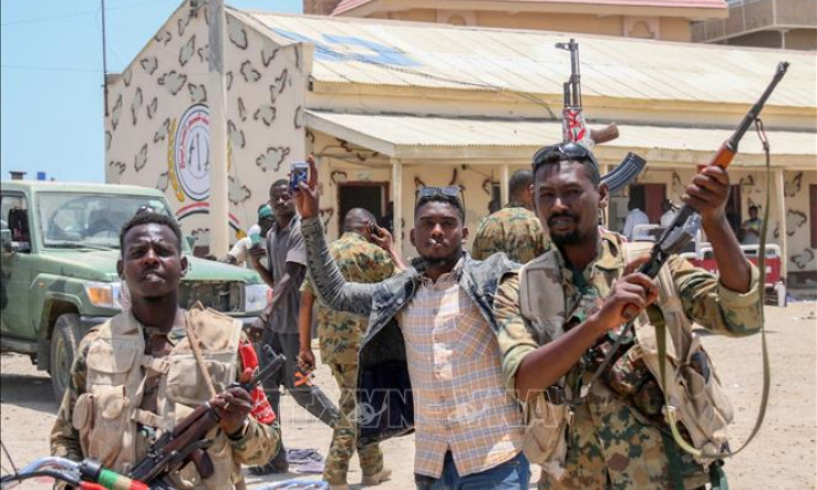 Quân đội Sudan đồng ý gia hạn lệnh ngừng bắn