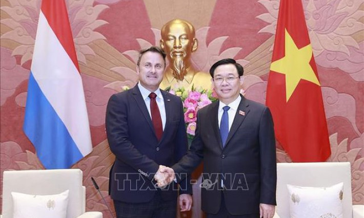 Chủ tịch Quốc hội Vương Đình Huệ hội kiến Thủ tướng Luxembourg Xavier Bettel