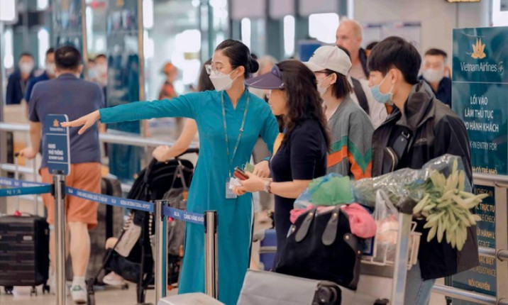 Hàng không đột ngột báo lãi: Có phần góp từ giá vé máy bay cao?