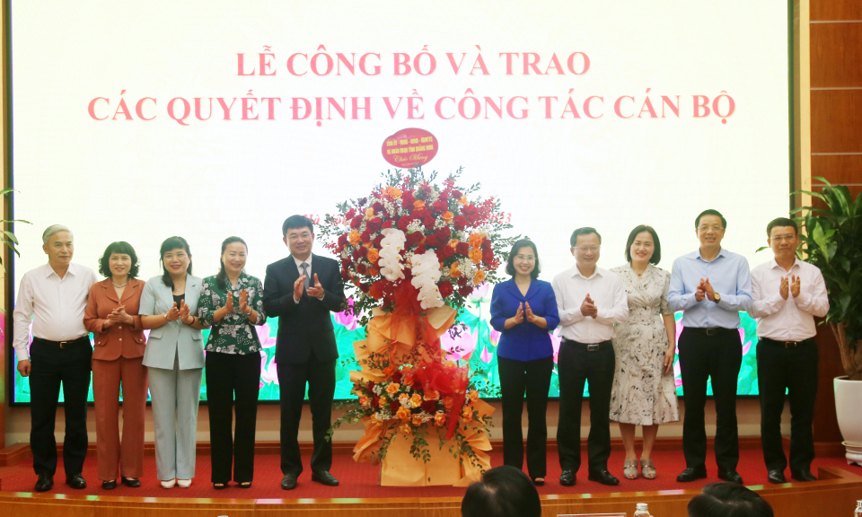 Công bố quyết định bổ nhiệm đồng chí Ngô Hoàng Ngân giữ chức vụ Chủ tịch HĐTV Tập đoàn Công nghiệp Than - Khoáng sản Việt Nam