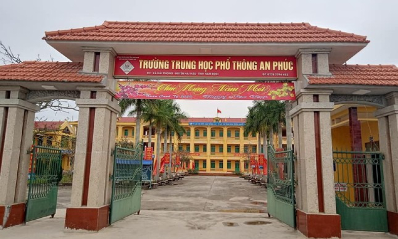 Vụ học sinh lớp 11 bị đâm tử vong: Do nghi ngờ nói xấu nhau trên Facebook