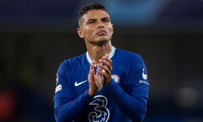 Silva 'quay xe' với Chelsea
