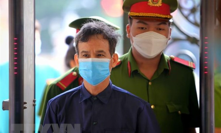 Tuyên truyền chống Nhà nước, Trần Văn Bang lĩnh 8 năm tù