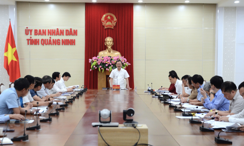 UBND tỉnh họp tháo gỡ khó khăn cho các đơn vị ngành Y tế