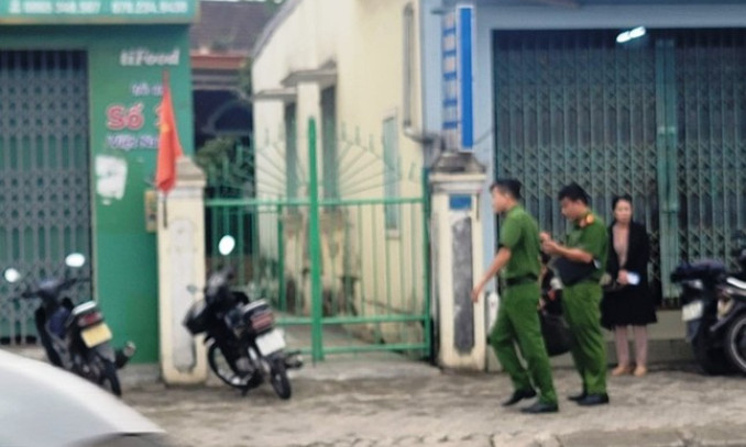 Chủ tịch phường tại TT-Huế bị côn đồ đâm trọng thương