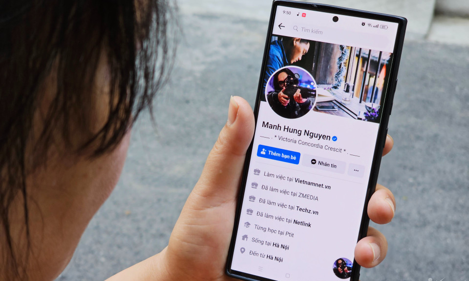Facebook lỗi tự thêm tích xanh cho người dùng Việt