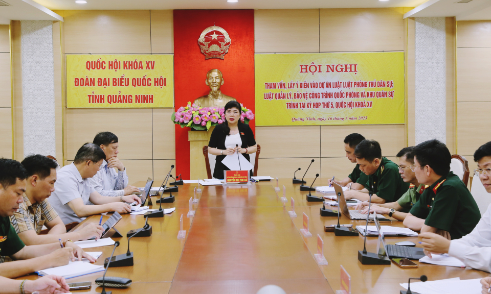 Hội nghị tham vấn, lấy ý kiến vào dự án Luật Phòng thủ dân sự; Luật Quản lý, bảo vệ công trình quốc phòng và khu quân sự