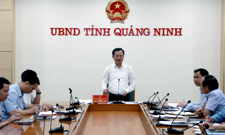 UBND tỉnh họp về Đề án “Điều chỉnh ranh giới vùng đệm di sản Vịnh Hạ Long”