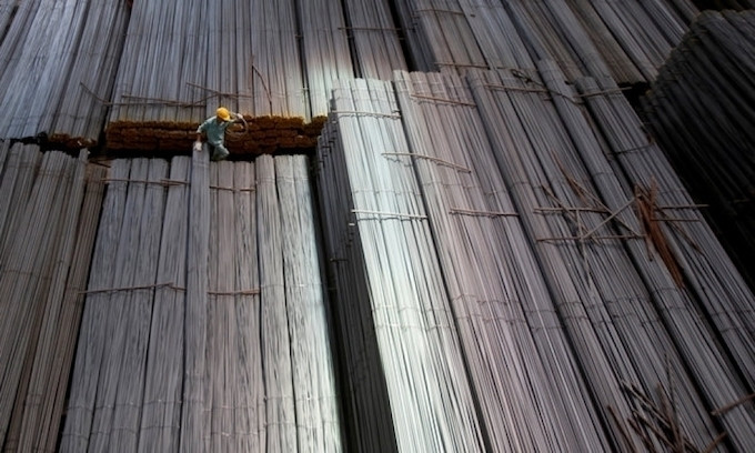 Construction steel sales fall 15% in April