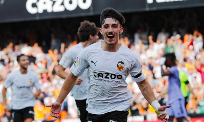 Vinicius nhận thẻ đỏ trong thất bại của Real Madrid