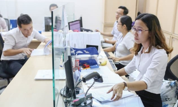 Điều kiện tiếp nhận công chức để bổ nhiệm
