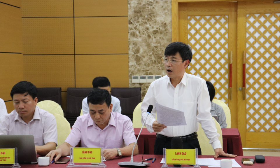 Hội nghị thông tin báo chí thường kỳ