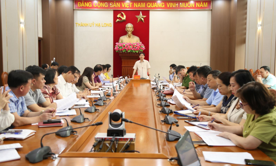 Thành ủy Hạ Long thực hiện quy trình nhân sự kiện toàn chức danh Chủ tịch HĐND thành phố