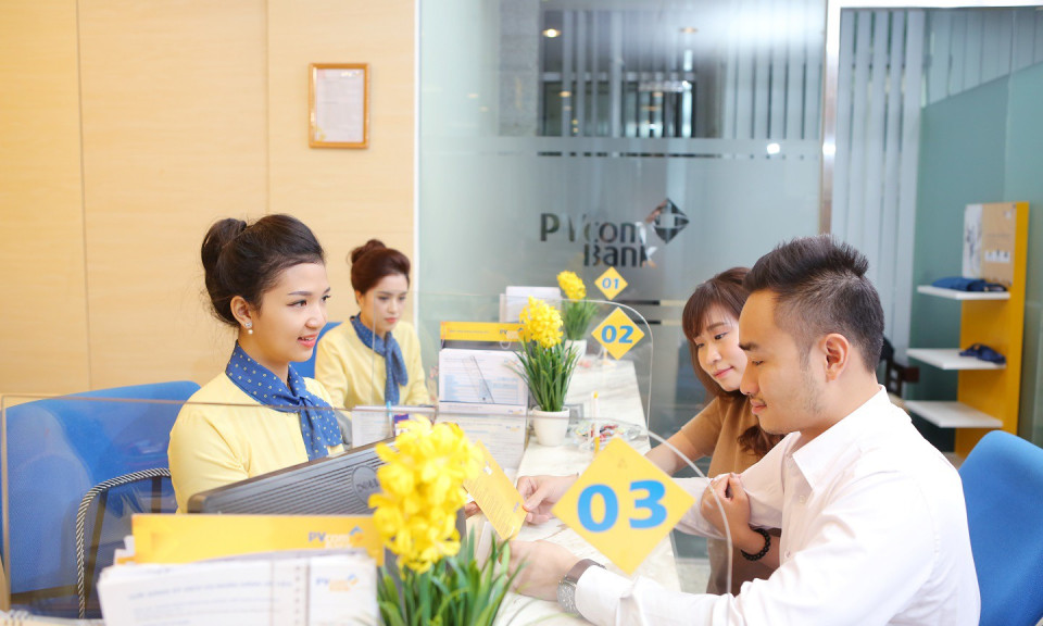Giảm lãi suất cần cộng hưởng chính sách kích cầu tiêu dùng