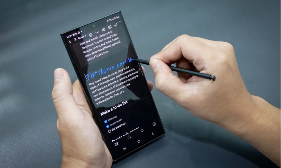 Samsung mang trải nghiệm 'full giáp' cho người dùng với BST giới hạn