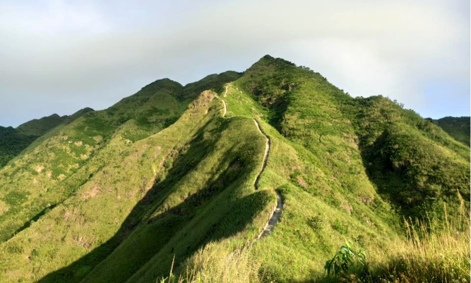 The "Dinosaur Spine" in Binh Lieu