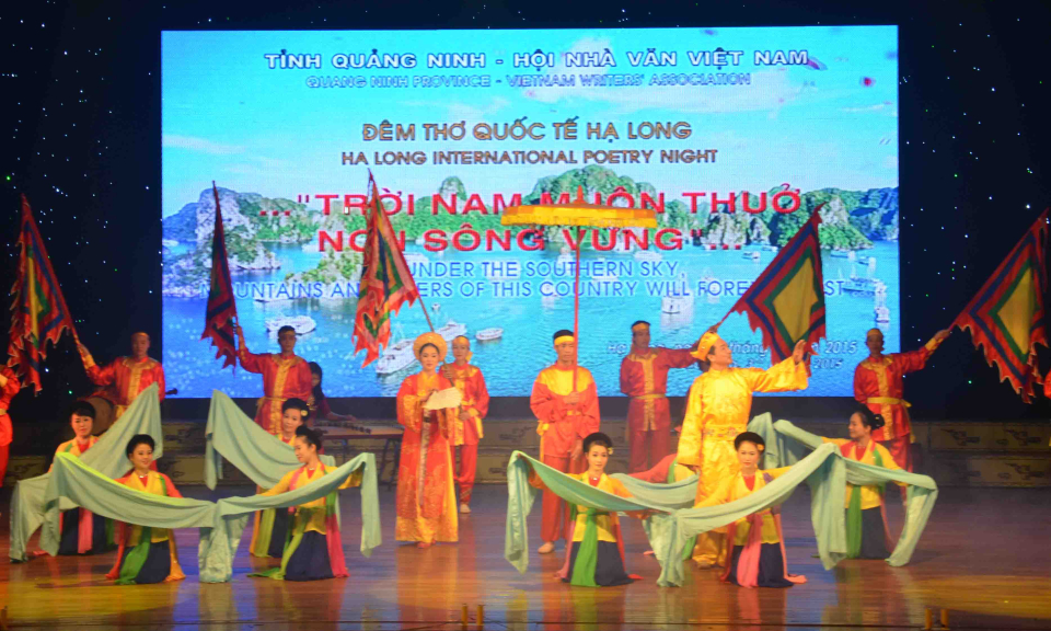 Để có được những tác phẩm văn học nghệ thuật chất lượng cao