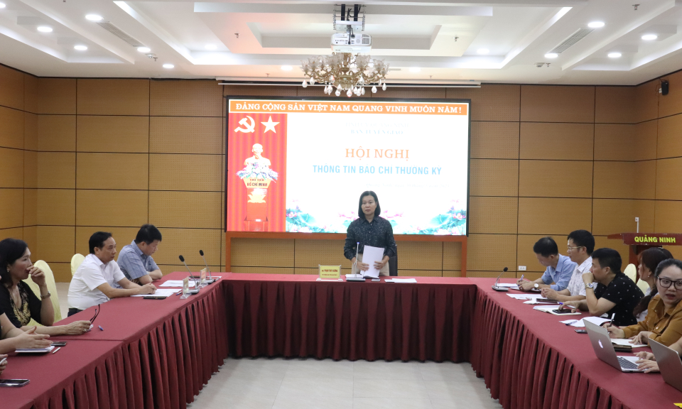 Hội nghị thông tin báo chí thường kỳ
