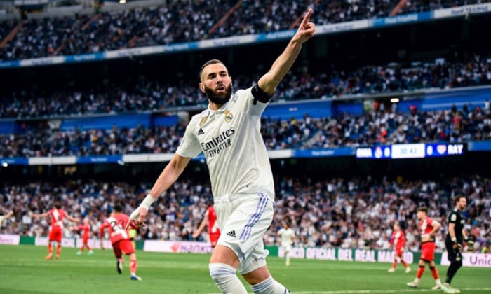 Đề nghị 100 triệu euro hớp hồn Benzema