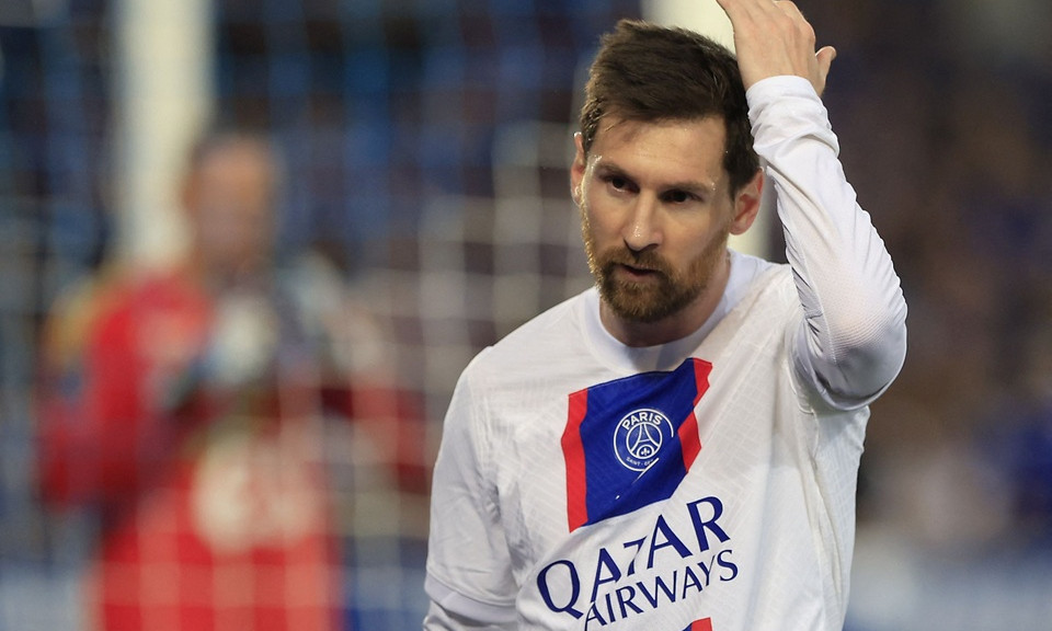 Messi sẽ nhận lương gấp ba Ronaldo nếu đến Saudi Arabia