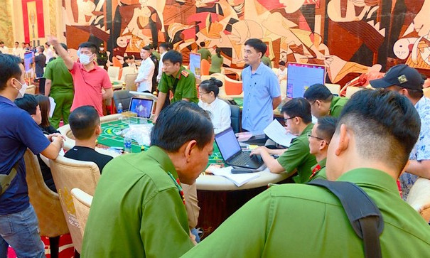 Bắt vụ đánh bạc 'khủng' tại khách sạn 5 sao ở Nha Trang