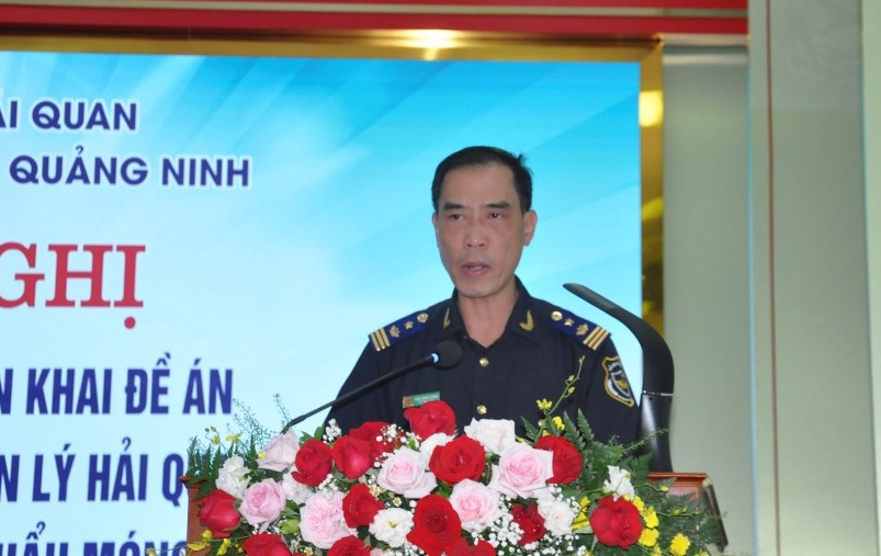 Lãnh đạo Cục Hải quan Quảng Ninh phát biểu tại hội nghị