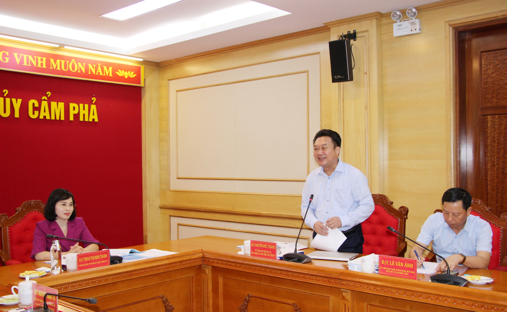 Đồng chí Nguyễn Đức Thành, Ủy viên Ban Thường vụ Tỉnh ủy, Chủ nhiệm Ủy ban Kiểm tra Tỉnh ủy, phát biểu tại buổi làm việc.