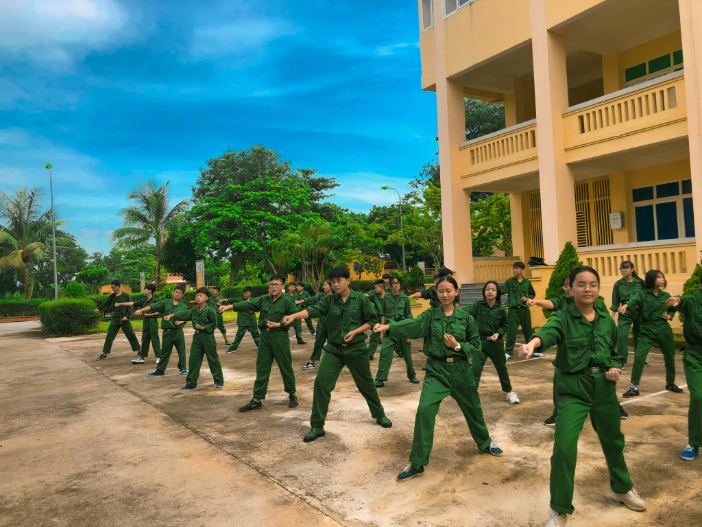 Thanh, thiếu nhi tham gia chương trình