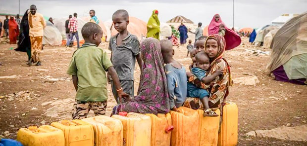 Somalia: Nghich thiet bi no sot lai tren san, 25 tre em thiet mang hinh anh 1