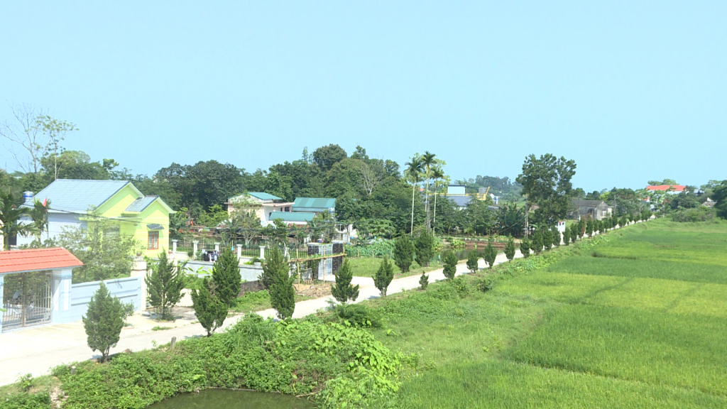 Quang cảnh thôn 7 xã Quảng Minh sau hơn 10 năm xây dựng Nông thôn mới.