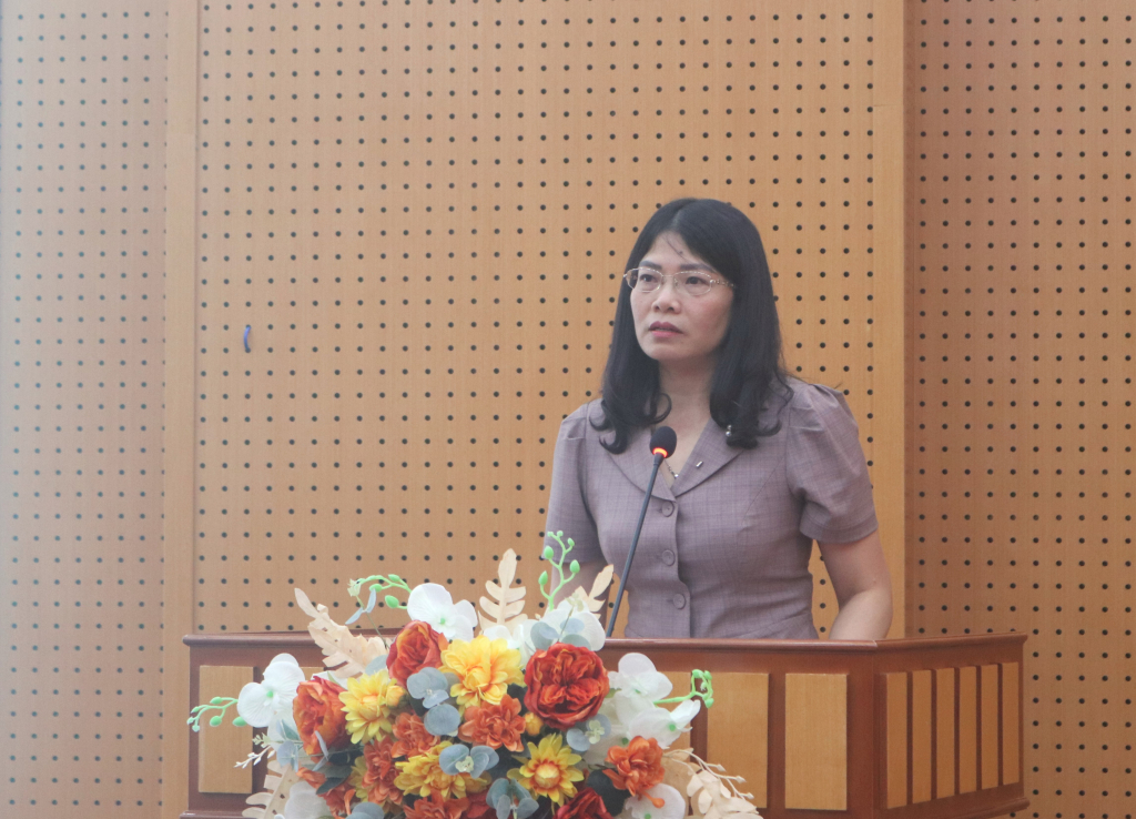 Đồng chí Đỗ Thị Ninh Hường – Tỉnh ủy viên, Bí thư Huyện ủy kết luận tại hội nghị