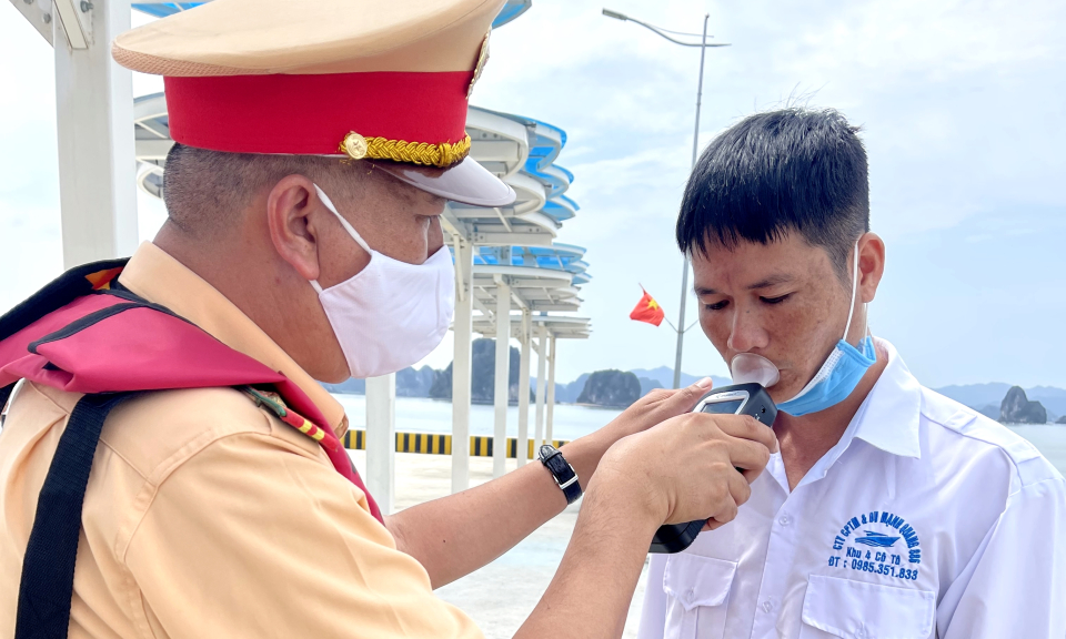 Vân Đồn: Đảm bảo ATGT đường thủy mùa du lịch