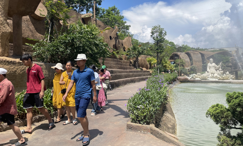 Đa dạng sản phẩm du lịch hè