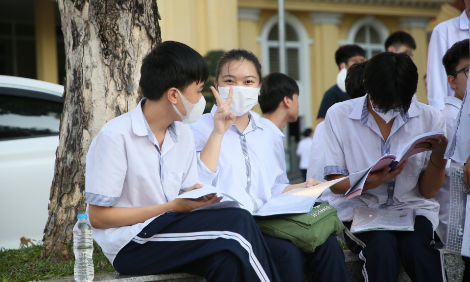 Một kỳ thi nhiều cảm xúc