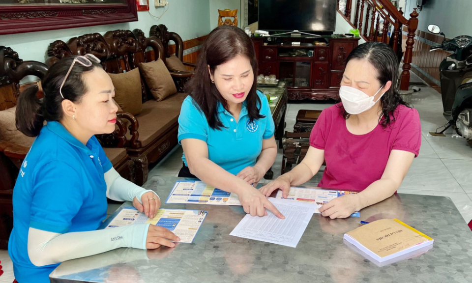 Đưa pháp luật về BHXH đến với người dân