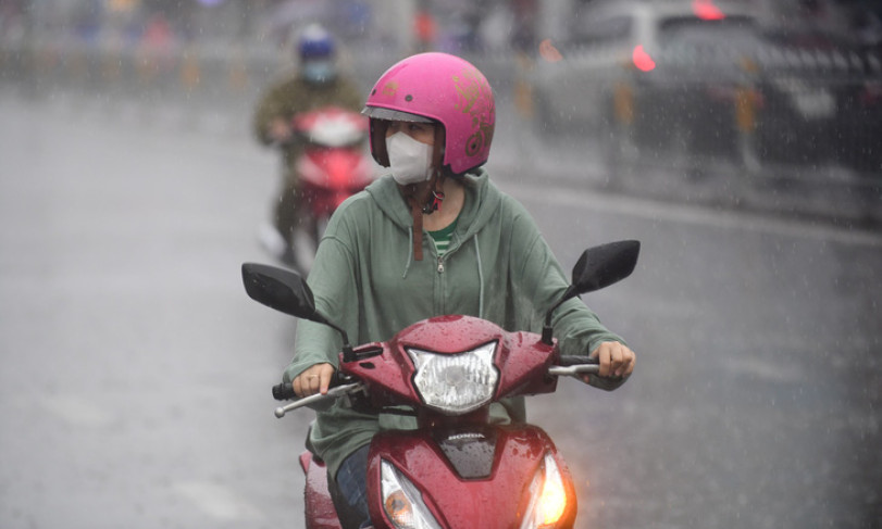 Thời tiết hôm nay 4/6: Nam Bộ mưa rào, Bắc Bộ chiều mưa to