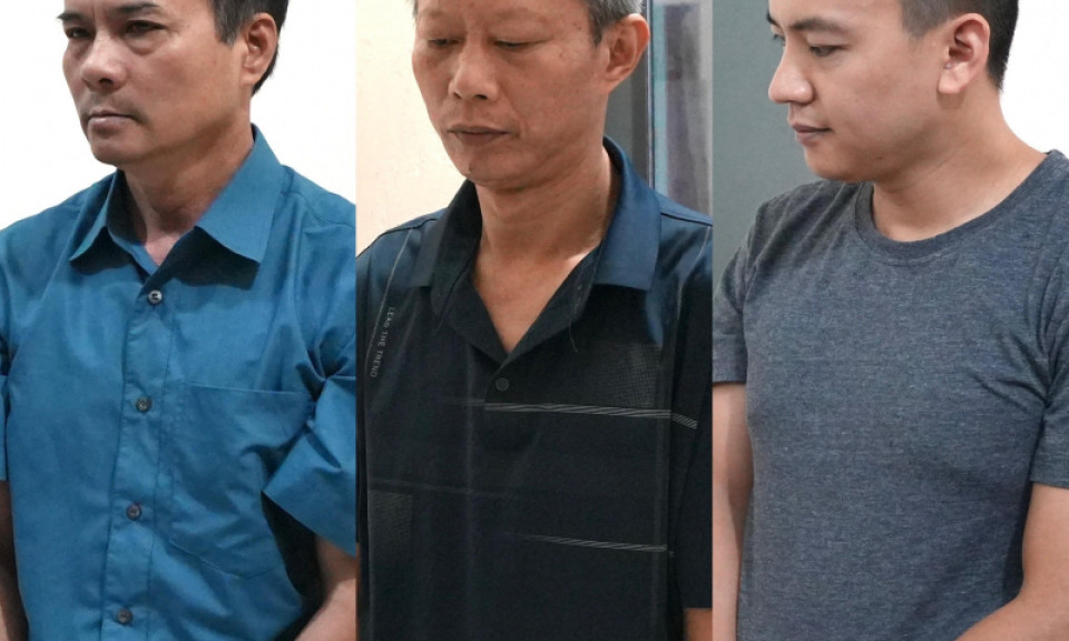 Khởi tố, bắt tạm giam 3 bị can trong vụ sạt lở kè làm chết 3 người