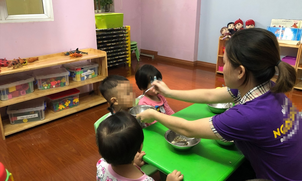 Điều kiện xếp lương hệ số 4,0 với giáo viên tiểu học hạng 2 cũ