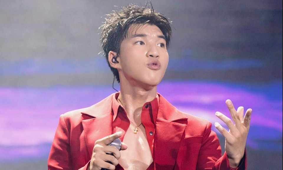 HIEUTHUHAI, Khương Lê và tranh luận 'đẹp trai nhưng rap dở'