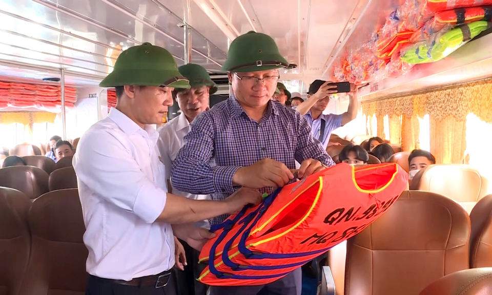 Bảo đảm an toàn giao thông đường thủy mùa mưa bão