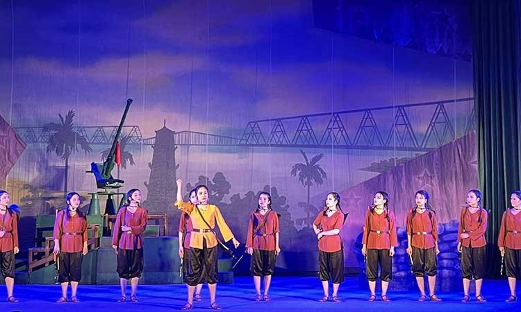 Finding ways to preserve and develop stage arts