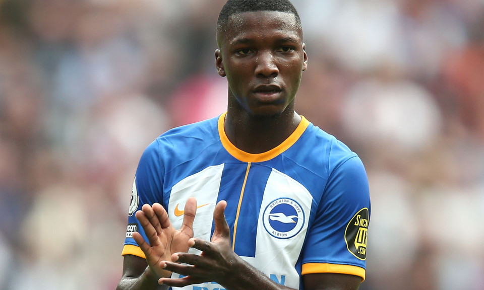 Chelsea nổ bom tấn Caicedo