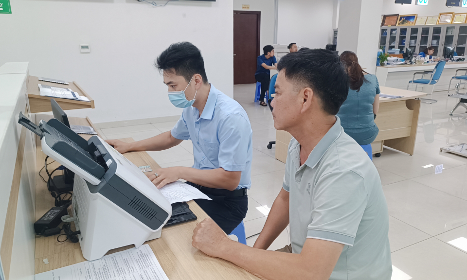 Coi trọng và làm tốt công tác dân vận chính quyền